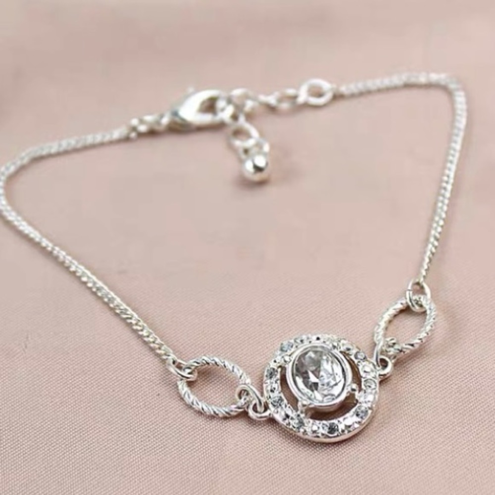 ❣️$25/3❣️ Elegant Rhinestone Silver Plated Bracelet - Picture 3 of 9